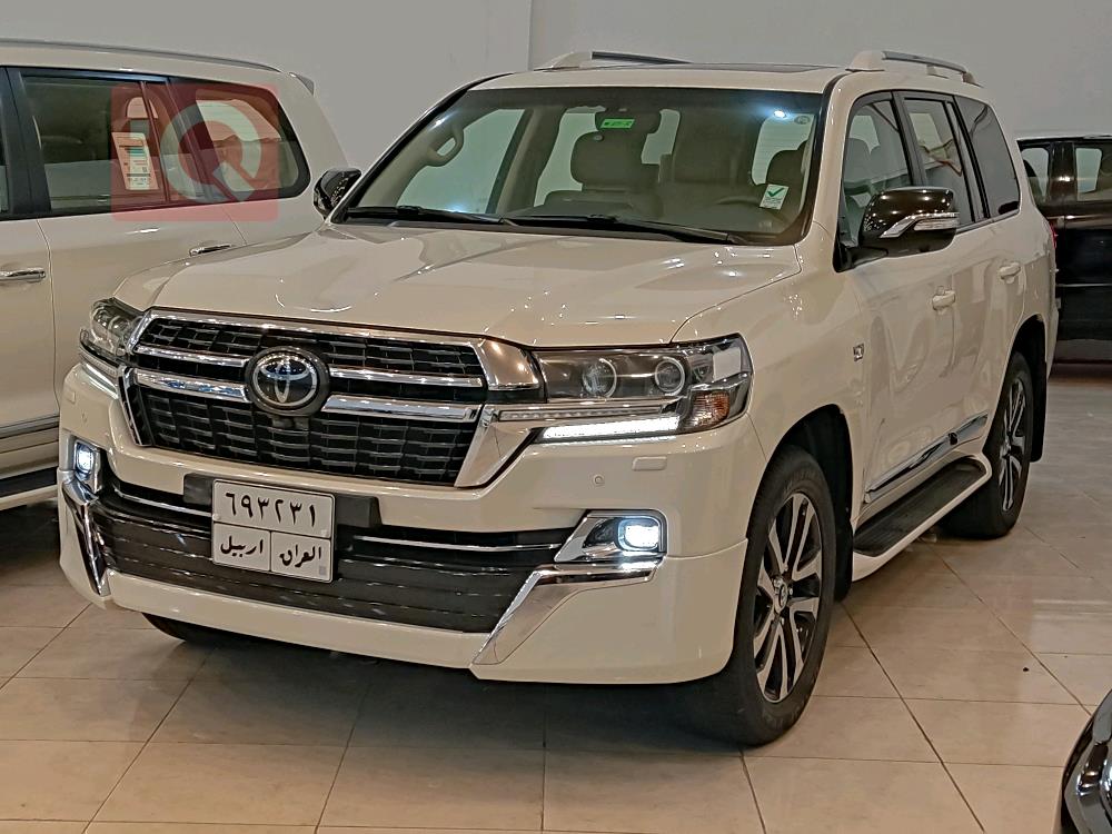 تويوتا لاندكروزر